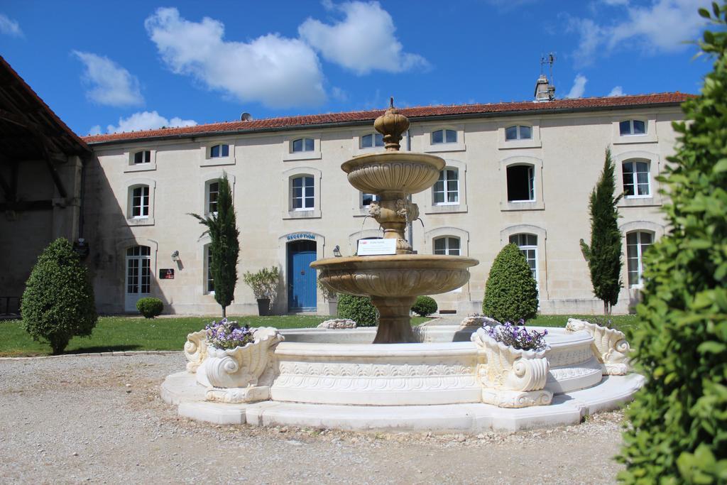Domaine Des Chais Thénac Exteriör bild